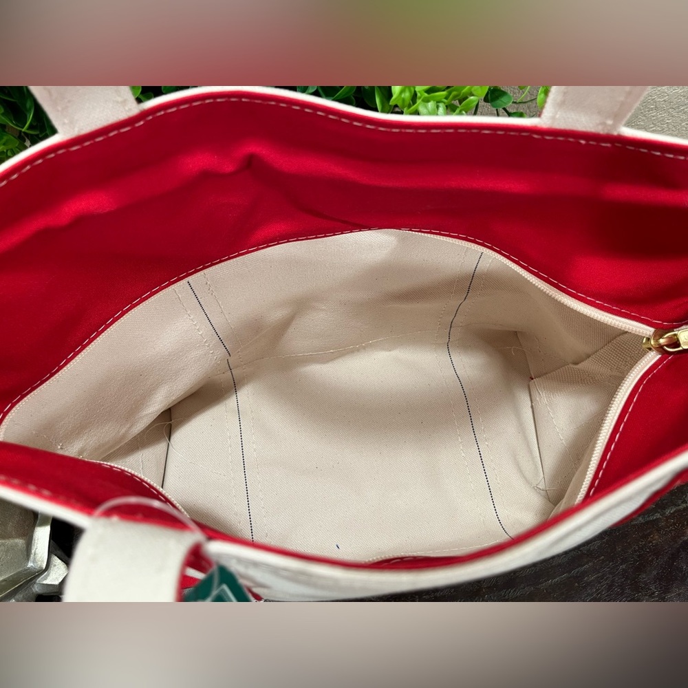 LL Bean Boat & Tote Medium Zip Top Red - Picture 5 of 13